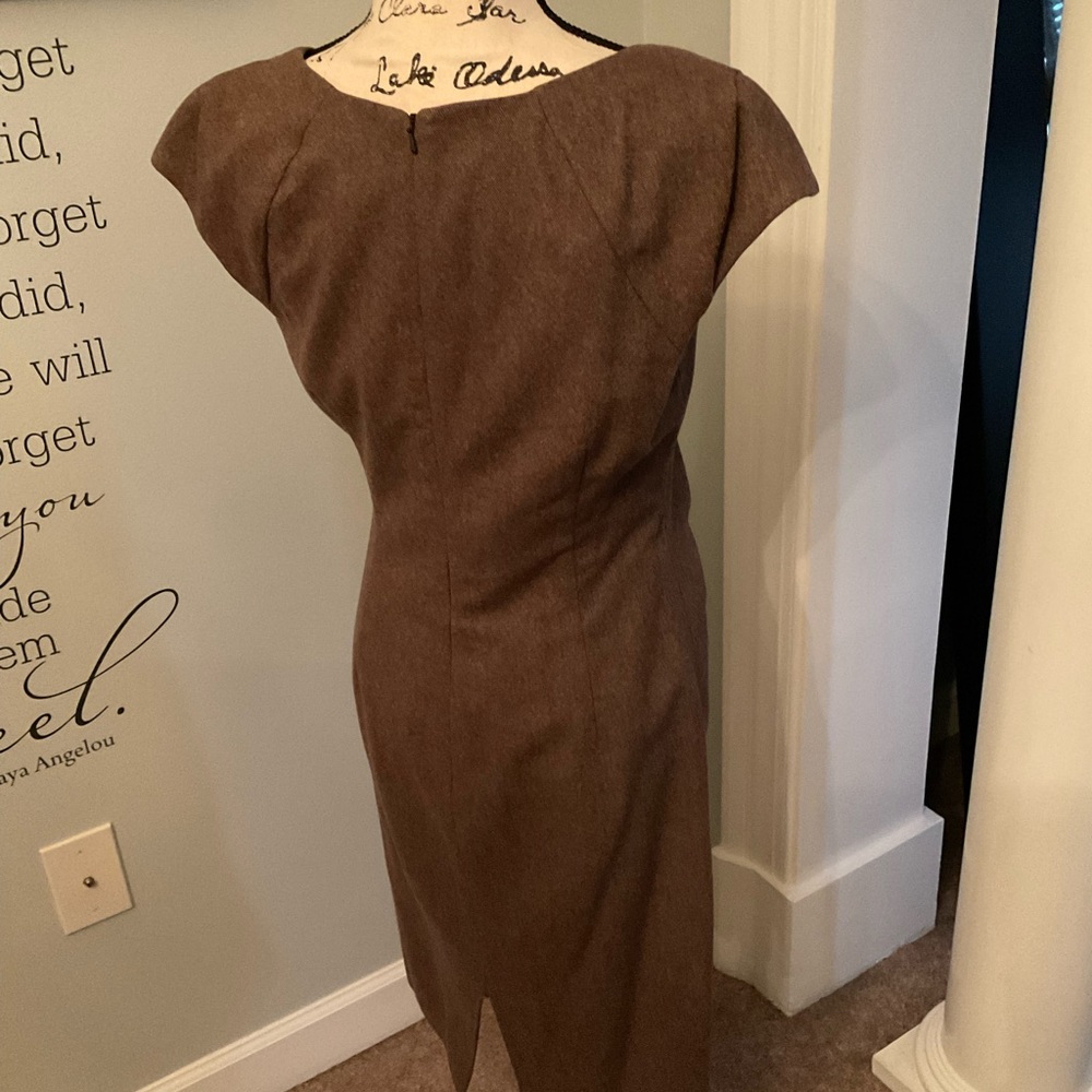 Dress - Picture 4 of 5